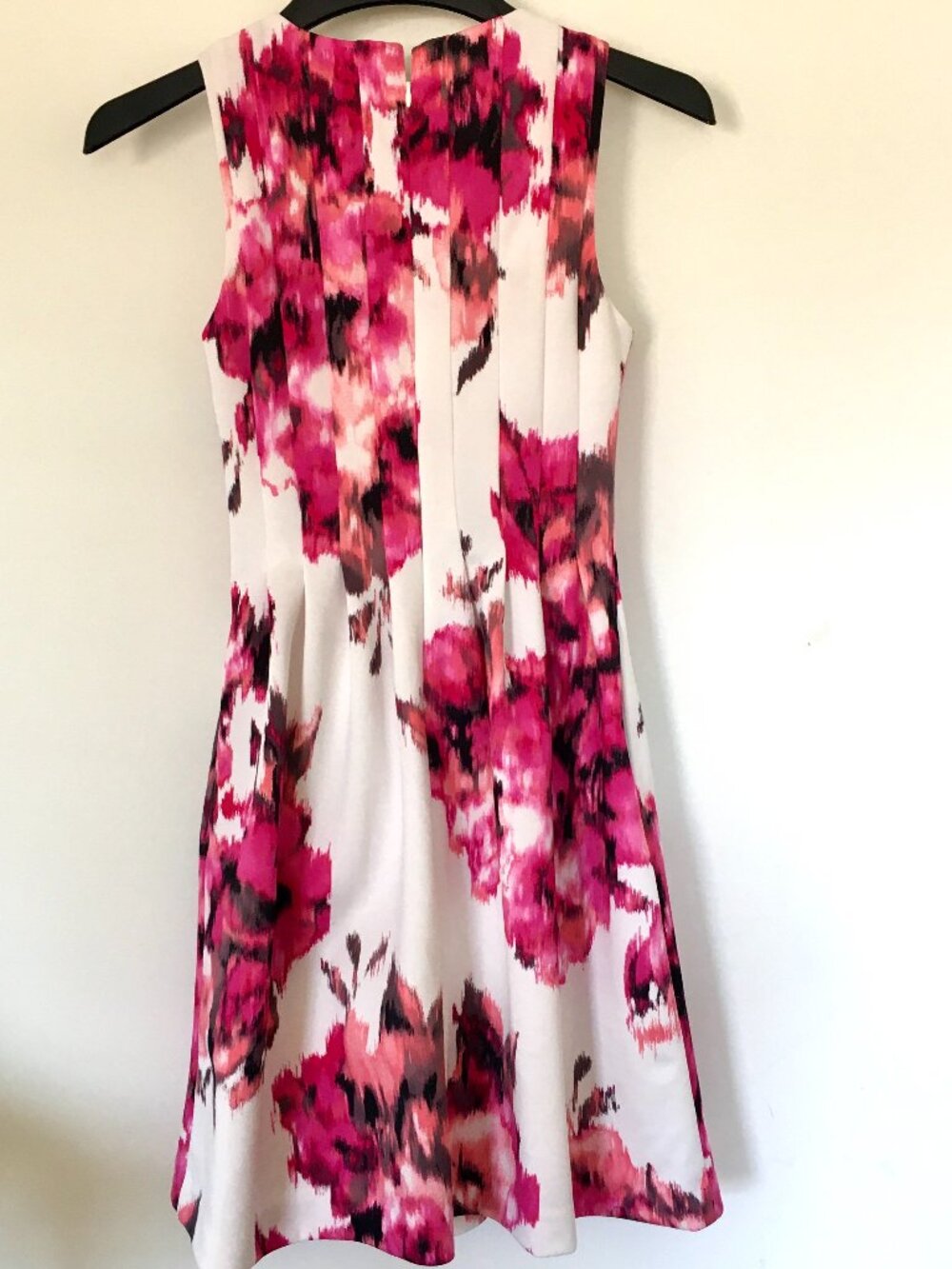 Jessica Howard Women's Floral Pink and White Streaked Midi Dress, Size 2
